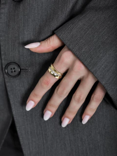 ANEL LISO COM MICROZIRCONIA