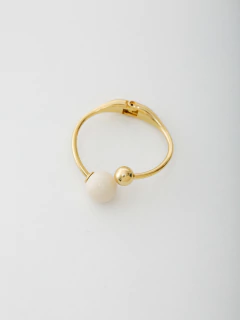 BRACELETE ESFERA RESINADA LIGHT CREAM na internet
