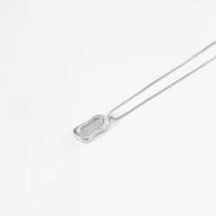 COLAR ORGANICO MINIMALISTA COM ZIRCONIAS - Adrélle Semijoias