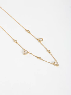 COLAR GOTAS CRAVEJADA E PONTO DE LUZ