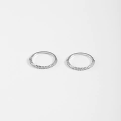 ANEL DETALHADO CRAVEJADO RODIO - Adrélle Semijoias