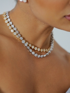 COLAR FOWER COM ZIRCONIA FECHO ZOIA - comprar online