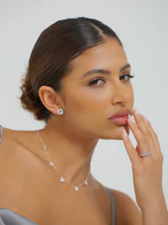 BRINCO CORAÇÃO VAZADO ZIRCONIA - online store