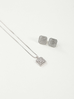 COLAR QUADRADO MICRO ZIRCONIA