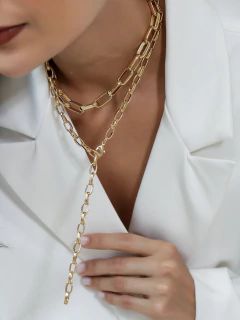 CHOKER OVAIS MAX na internet