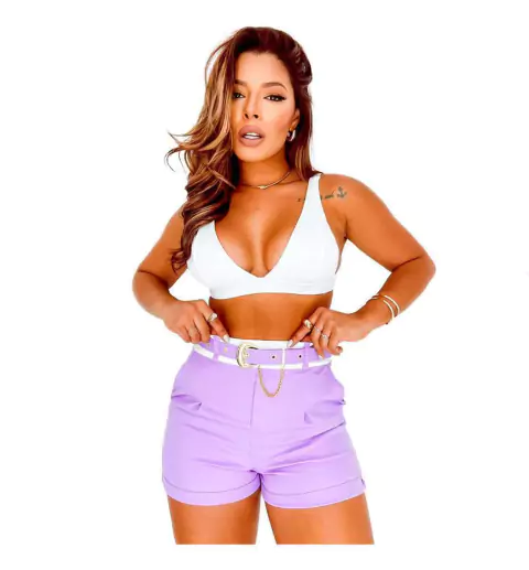 Shorts Feminino Alfaiataria Com Cinto Fivela Dourada