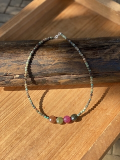 Choker Cristais Naturais - Crisoprásio e Mix de cristais - comprar online