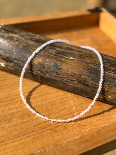 Choker Quartzo Rosa + Quartzo Transparente (Conexão com o coração ) - comprar online
