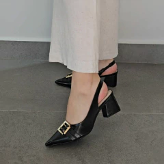 SCARPIN CHANEL BEBECE SALTO BLOCO DETALHE EM FIVELA - T3838536 - Via Expressa Calçados