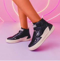 TENIS CANO MEDIO PAMPILI XP MATELASSÊ E STRASS - 736009 - loja online