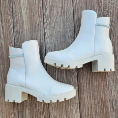 COTURNO SEM CADARÇO TRATORADO VIA BELLA - 9200 na internet