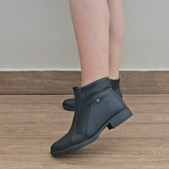 BOTA FEMININA CANO CURTO SALTO BAIXO PICCADILLY - 653010 - comprar online