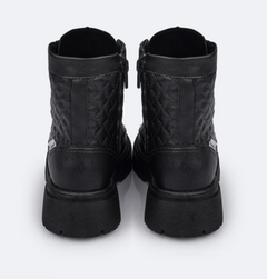 BOTA COTURNO INFANTIL PAMPILI DUDA MATELASSÊ - 681010 - Via Expressa Calçados