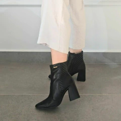 Imagem do BOTA MISSISSIPI CANO MEDIO SALTO SALTO BLOCO - ME572