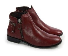 BOTA FEMININA CANO CURTO PERLATTO EM COURO - LUN002