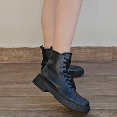 BOTA COTURNO FEMININO TRATORADO SUA CIA - 830714711