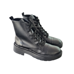 BOTA COTURNO FEMININO TRATORADO SUA CIA - 830714711 na internet