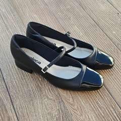 SAPATO SALTO BAIXO BONECA FEMININO MOLECA - 5795103 - Via Expressa Calçados