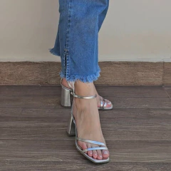 SANDALIA FEMININA SALTO BLOCO ALTO VILLAROSA - 404240334 - Via Expressa Calçados