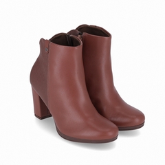 BOTA FEMININA PICCADILLY CANO CURTO SALTO BLOCO - 130235