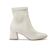 BOTA BEBECE SALTO BLOCO CANO CURTO BICO QUADRADO - T4414229 na internet