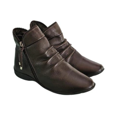 BOTA FEMININA CANO BAIXO EM COURO - B103 - Via Expressa Calçados