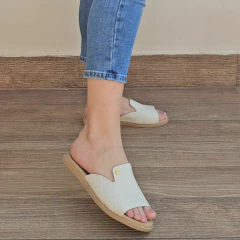 TAMANCO RASTEIRA FEMININO MOLECA - 5443202 na internet