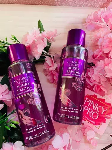 BODY SPLASH BERRY SANTAL - VICTORIA'S SECRET - comprar online