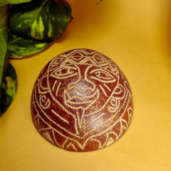 Artefato Decorado Indígena Grande - Etnia Tikuna - Mod. 3 (cuia)