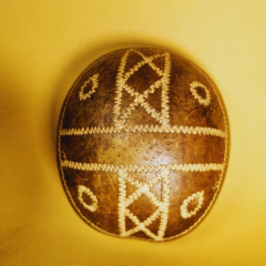 Artefato Decorado Indígena Grande - Etnia Tikuna - Mod. 10 (cuia) on internet