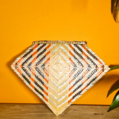 Abano Palha Etnia Baniwa 26 x 34 cm - Amazônia ( Mod. 1)