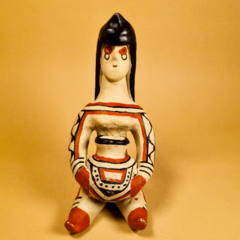 Boneca Ritxoko de Cerâmica - Povo Karajá - 13cm Mod. 1 - comprar online