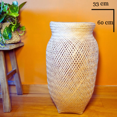 Jarro em Palha Indígena - Etnia Baniwa Amazônia - 60 x 33 cm