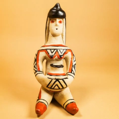 Boneca Indígena Ritxoko de Cerâmica - Etnia Karajá - 13cm Mod. 5 on internet