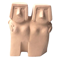 Casal de Mulheres Passeando - Mano de Baé - Escultura Cerâmica