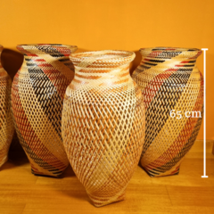 Jarro Palha Indígena Baniwa - Amazônia - 65cm altura (Mod.3) - comprar online