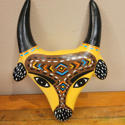 Máscara Madeira Boi Zé Crente P Ilha do Ferro - Amarelo - comprar online