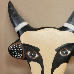 Máscara Madeira Boi Zé Crente G Ilha do Ferro - Preta - ARUH  Arte | Decor | Artesanato