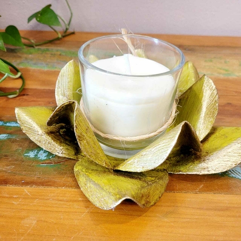 Porta Vela em Metal Verde/Dourado + Vela - Patrícia Barros