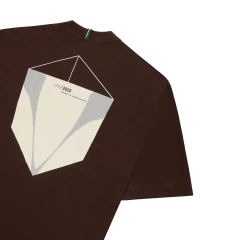 T-SHIRT CLASS "PIPA" BROWN na internet