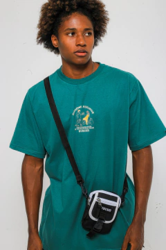 BOX LOGO SHOULDERBAG - comprar online