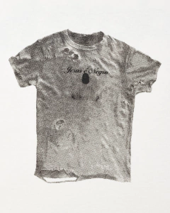 CAMISETA MUITO LENDARIA na internet