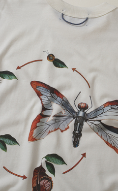 CAMISETA QC METAMORFOSE BOXY OFF na internet