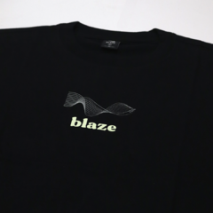 TEE WAVES BLACK - comprar online