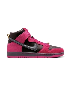 DUNK HIGH PINK AND BLACK na internet