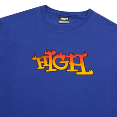 TEE THINK BLUE na internet