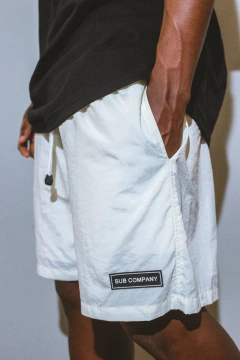SHORT FUTURE WHITE