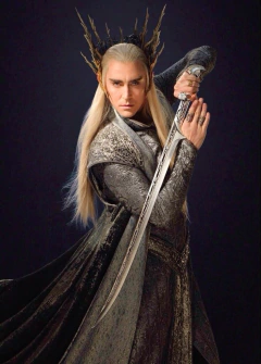 Espada elfica Thranduil com Expositor de Mesa - comprar online