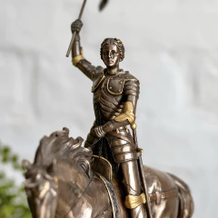 Estátua Joana D’arc Veronese Design na internet