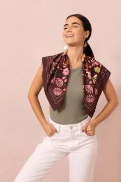 Pañoleta Flori Vino 70X70 en internet